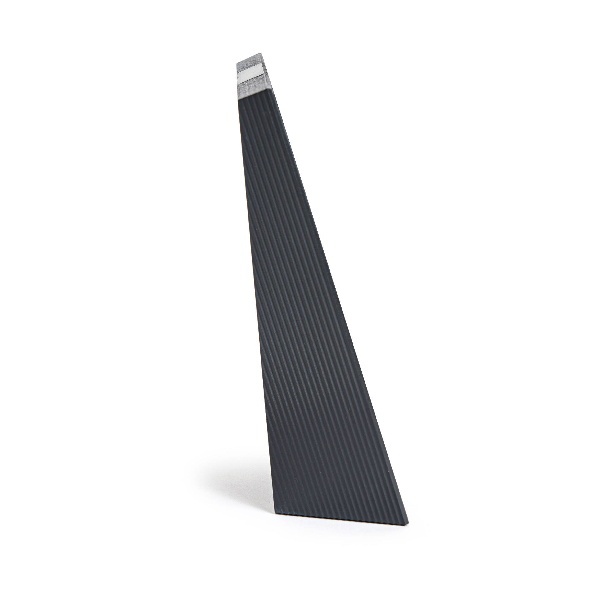 Aura 10.1" HD WiFi Carver Charcoal with Paper Mat Digital Photo Frame